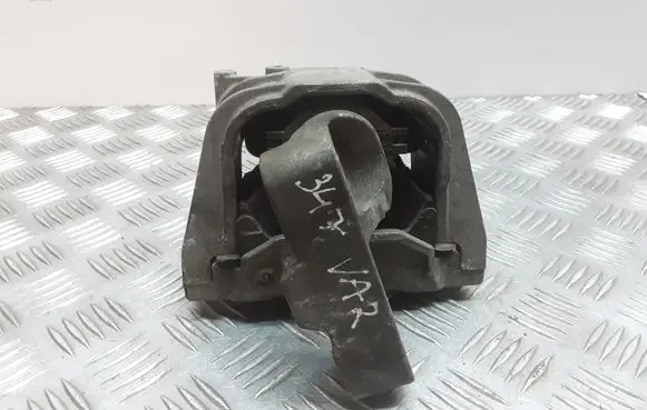 Skoda Octavia Mk2 (1Z) Engine mount bracket 1K0199262AS