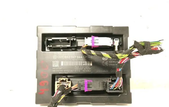 Audi Q5 SQ5 8R Comfort/convenience module 8K0907064CP