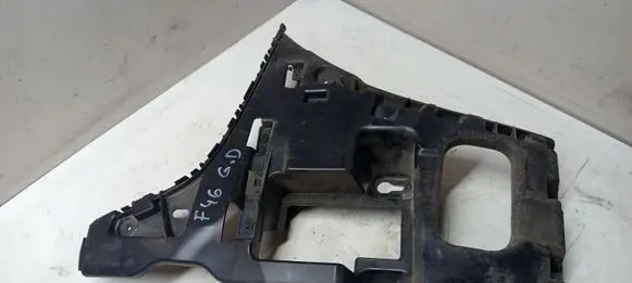 BMW 2 F46 Rear bumper mounting bracket 7318754