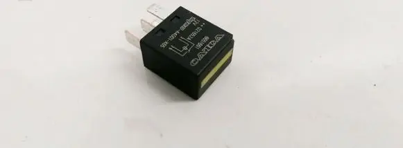 Volvo S80 Other relay 8651611