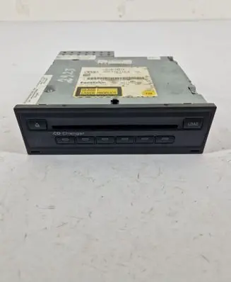 Audi A8 S8 D3 4E CD/DVD changer 4E0910110K
