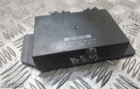 Volkswagen PASSAT B5.5 Engine control unit/module 1j0959799ah