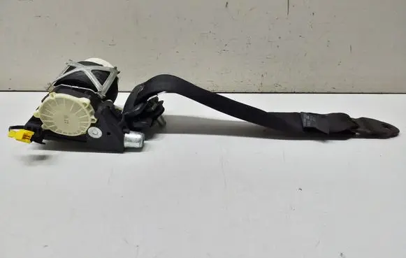 Mercedes-Benz R W251 Third row seat belt A2518600585
