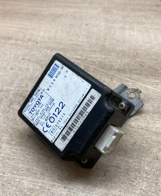 Toyota Yaris Door control unit/module 8974152021