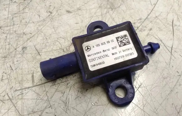 Mercedes-Benz GLA W156 Airbag deployment crash/impact sensor A1569056800 5WK44803 16072900585