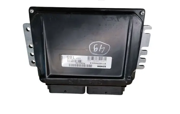 Volvo S40, V40 Engine control unit/module P30644185 S118245022A