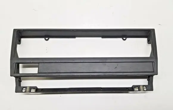 BMW 5 E39 Radio/GPS head unit trim 8159690 nr7898