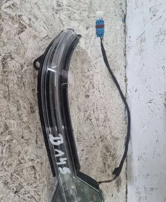 BMW 5 F10 F11 Mirror indicator light e0169102