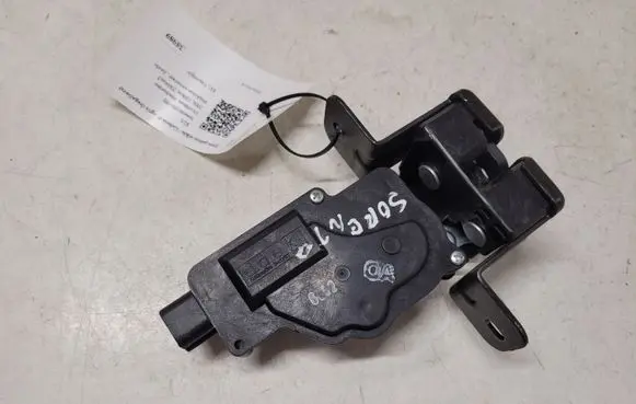 KIA Sorento Tailgate window lock/catch/latch 871303E000
