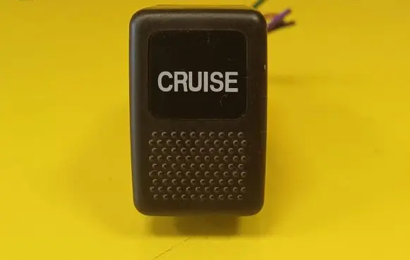 Subaru Legacy Cruise control switch 