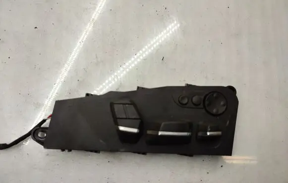 BMW 5 F10 F11 Seat memory switch 9275082