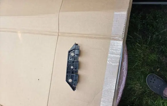 Ford Mondeo MK V Front bumper mounting bracket JS7B17D959B