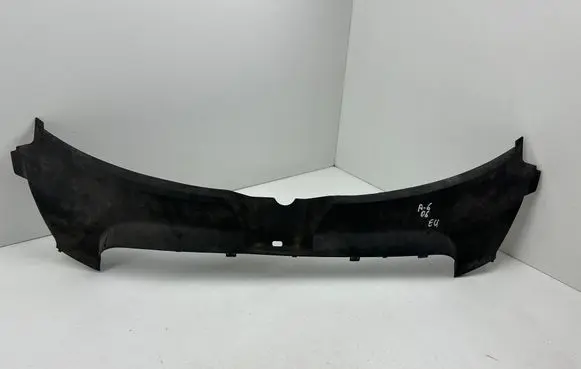 Audi A4 S4 B7 8E 8H Radiator trim 4F0807081