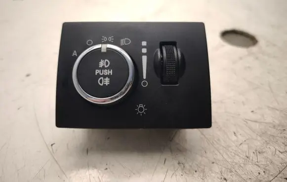 Jeep Grand Cherokee Light switch P68142243AA