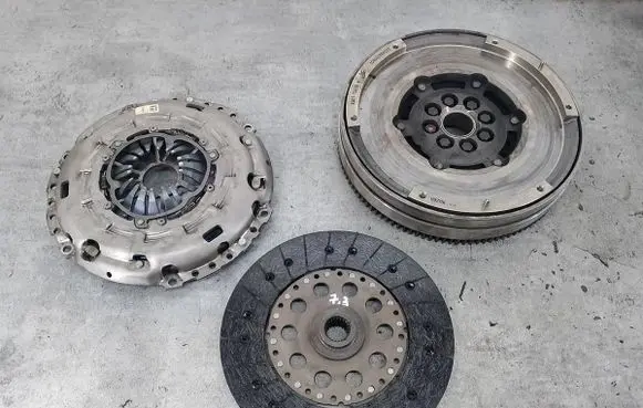 Mazda 6 Dual mass flywheel 