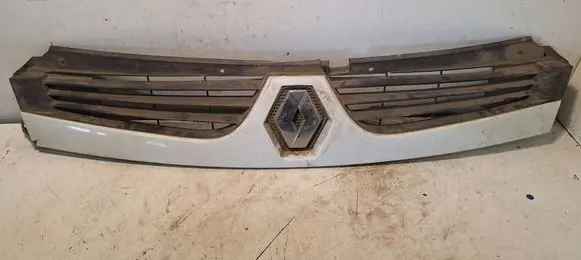 Renault Master II Front grill 8200426365 RER8341001