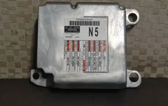 Toyota RAV 4 (XA50) Airbag control unit/module 8917042A60