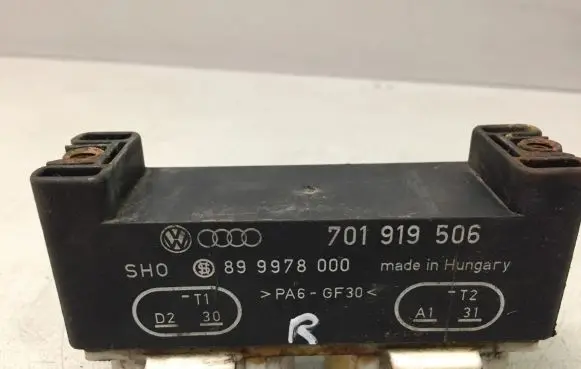 Coolant fan relay