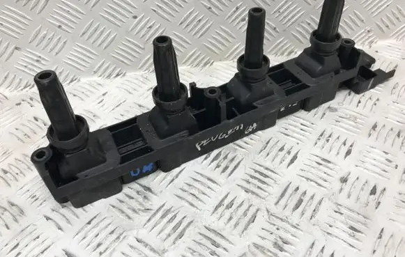 Peugeot 607 High voltage ignition coil 2526131A