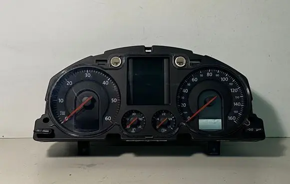 Volkswagen PASSAT B6 Speedometer (instrument cluster) 3C0920971E A2C53242457