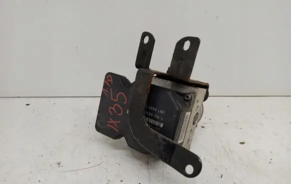 Hyundai ix35 ABS Pump 589101J270