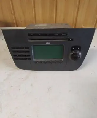 Seat Altea Radio/CD/DVD/GPS head unit 11Z23E4892954