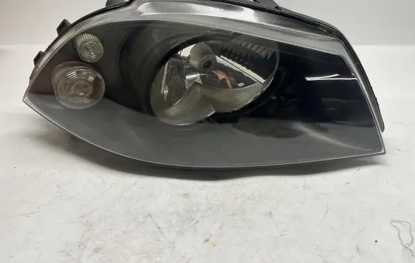 Seat Ibiza III (6L) Headlight/headlamp 6L1941022A