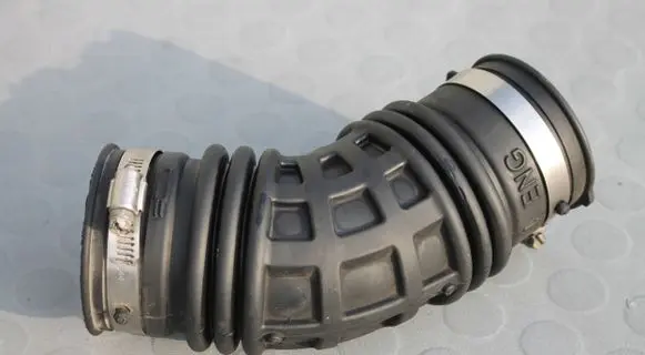 Nissan Qashqai Intercooler hose/pipe 1072512S01