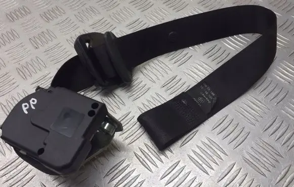 Opel Astra H Front seatbelt 13188895N