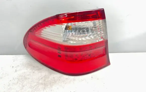 Mercedes-Benz E W211 Rear/tail lights A2118201564
