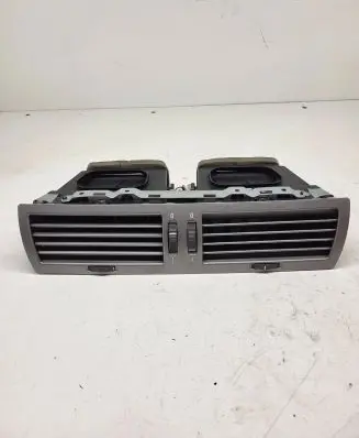 BMW 7 E65 E66 Dash center air vent grill 6911203 8223599 69112049
