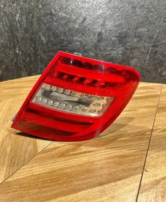 Mercedes-Benz C W204 Rear/tail lights 2048204764