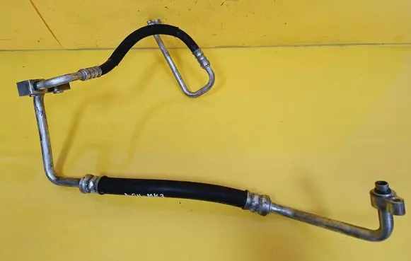 Ford Mondeo Mk III Air conditioning (A/C) pipe/hose 