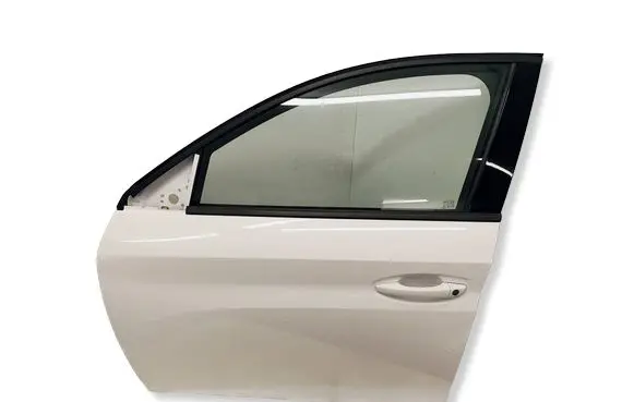 Peugeot 208 II Front door 