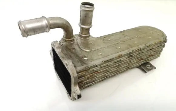 Volkswagen Golf V EGR valve cooler 03G131513J