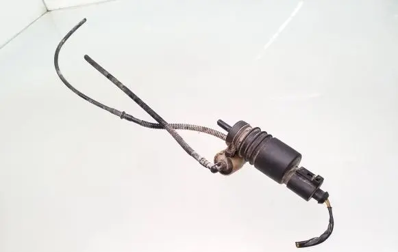 Volkswagen Sharan Windscreen/windshield washer pump 1J0973722