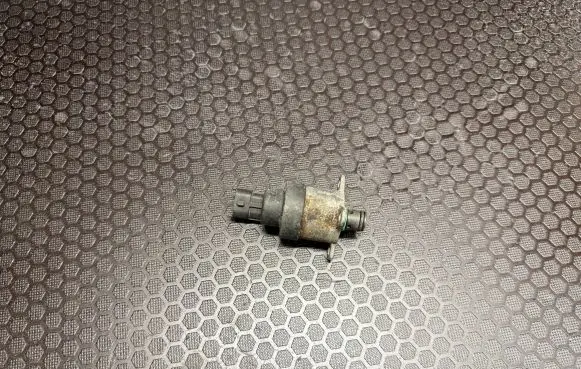 Renault Trafic II (X83) Fuel pressure regulator 0928400502 15270 58629