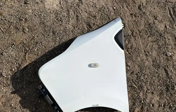 Opel Vivaro Fender 