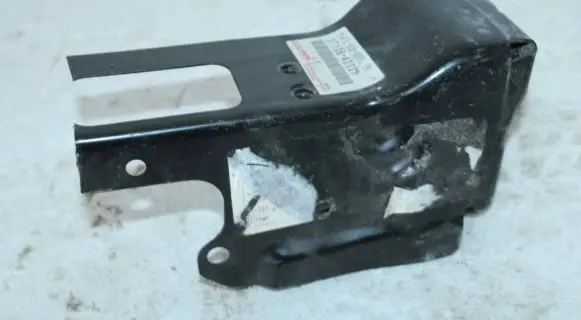 Toyota RAV 4 (XA40) Front side member 57108-42031
