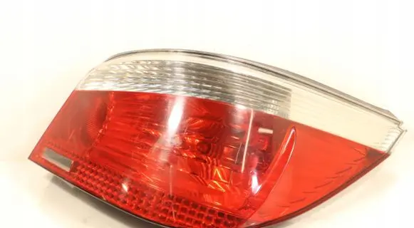 BMW 5 E60 E61 Rear/tail lights 6910768