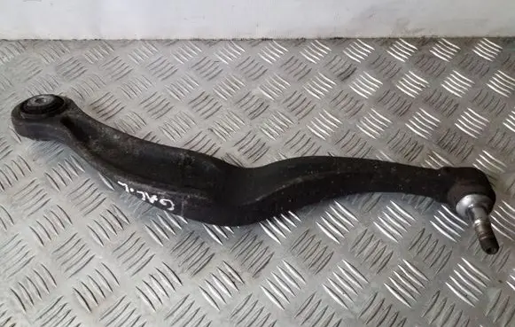 Rear control arm