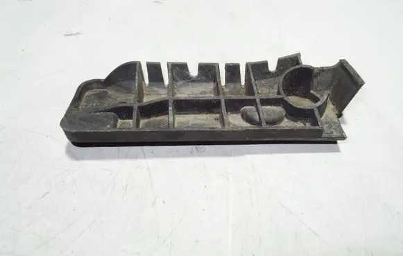 Audi A4 S4 B6 8E 8H Front bumper mounting bracket 8E0807283