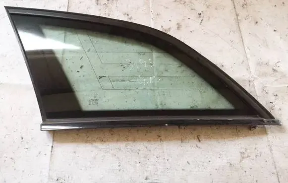 Mercedes-Benz C AMG W204 Rear side window as2