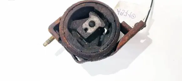 Mercedes-Benz A W168 Engine mount bracket
