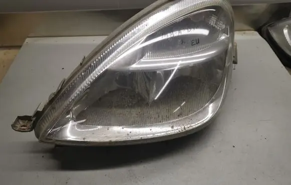 Mercedes-Benz A W168 Headlight/headlamp 0301192201