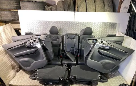 Volvo XC90 Seat set 