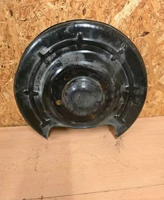 Opel Astra J Rear brake disc plate dust cover 13332182 367973422