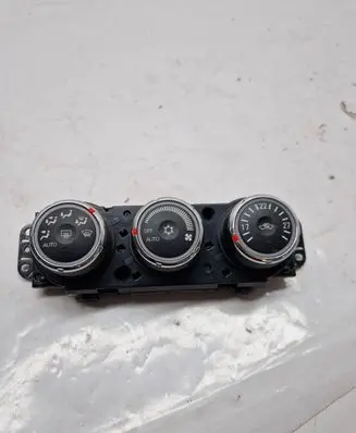 Mitsubishi Outlander Climate control unit 7820A082XC AG27A 3863244