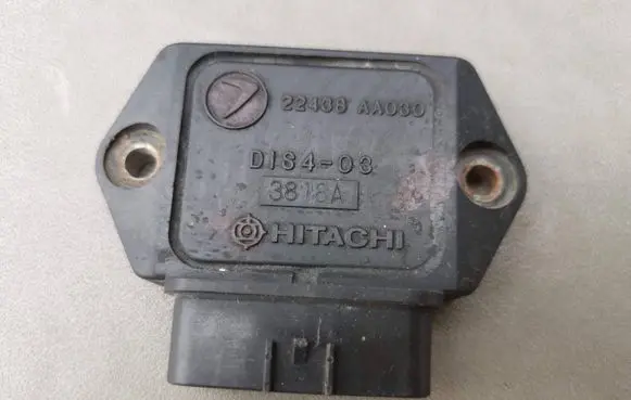 Subaru Impreza I Ignition amplifier control unit 22438AA030 D18403 3818A