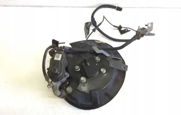 Nissan Qashqai Stub axle 6876656J11